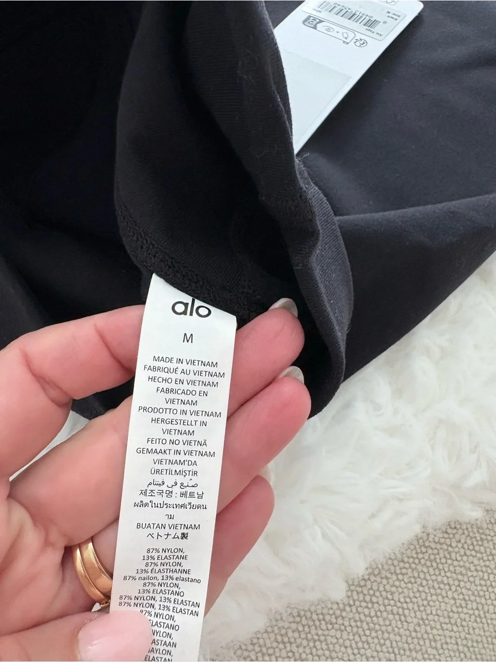 ALO Yoga Airbrush Black High-Rise Logo Leggings